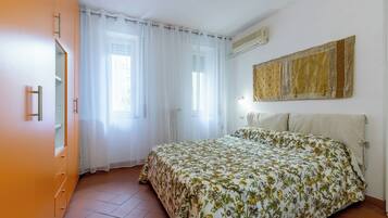 1 camera, ferro/asse da stiro, Wi-Fi gratuito, lenzuola