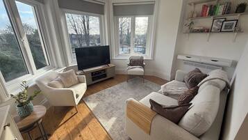 Smart TV, video games, DVD player, books