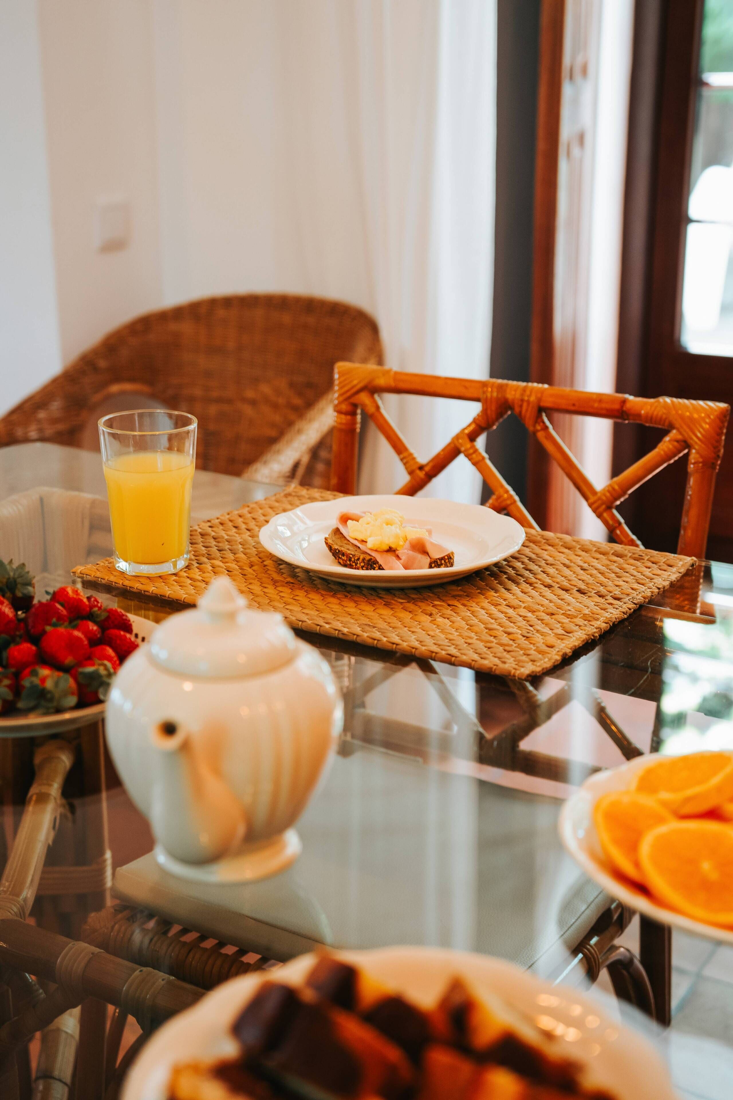 Breakfast meal