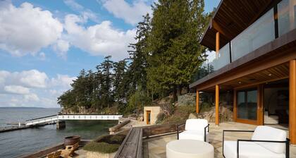 Chuckanut Point Villa Luxury Waterfront Retreat | Sleeps 8 | Stunning Views