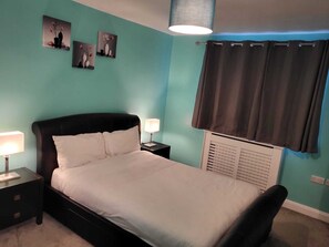 2 Schlafzimmer, Bügeleisen/Bügelbrett, WLAN, Bettwäsche