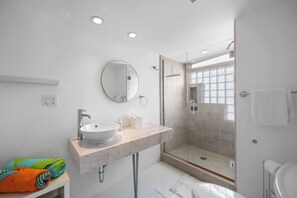 Hair dryer, towels