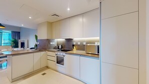Fridge, microwave, oven, stovetop
