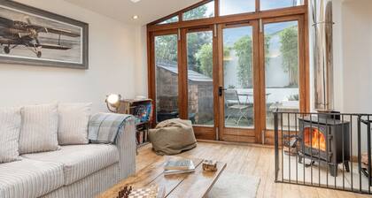 The Coach House - Beautiful 1 Bedroom in Cheltenham