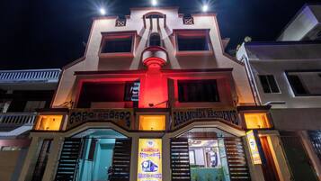 Fachada da propriedade