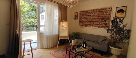 Family Apartment, 2 Bedrooms, Balcony, City View | Living area