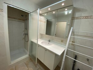 Apartment | Bathroom - Apartment Near Marina Nieuwpoort & Golf (Nieuwpoort)