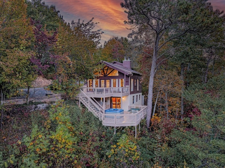 Exterior. Majestic Cabin Getaway • Epic Views, Hot Tub & Game Room • Family-Friendly