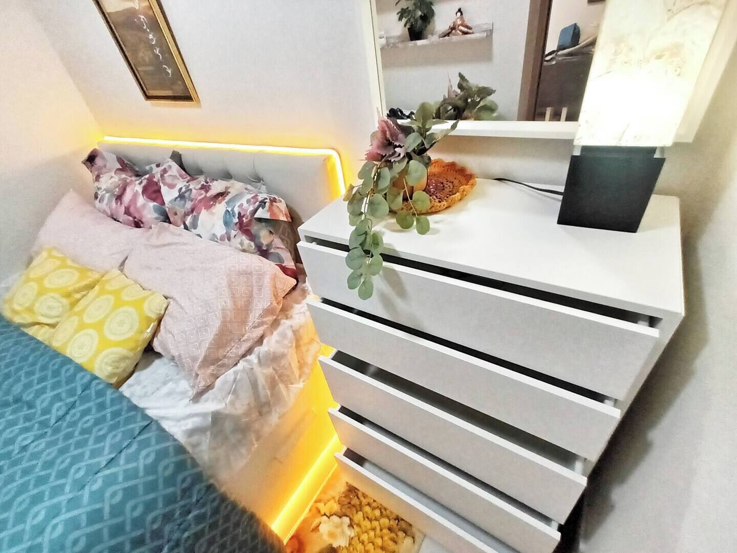 1 chambre, fer et planche à repasser, accès au Wi-Fi (inclus)