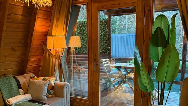 Superior Bungalow Private Hot Tub and Jacuzzi | Living area - Natural Life Bungalows Sapanca (Sapanca)