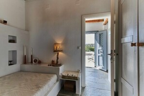 2 Schlafzimmer, Schreibtisch, Bügeleisen/Bügelbrett, kostenloses WLAN