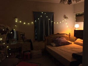 1 soverom, strykejern/-brett, wi-fi og sengetøy