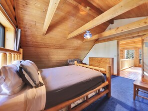 3 chambres, bureau, accès au Wi-Fi (inclus), literie fournie