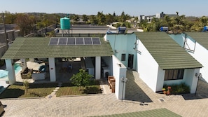Exterior - F6 - Pool, Inverter, Gym, Pavilion, Wifi, Perfect for Kids - Ibex Meanwood! (Lusaka)