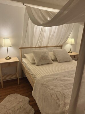 2 sovrum, strykjärn/strykbräda, wi-fi och sängkläder