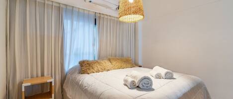 Internet, bed sheets