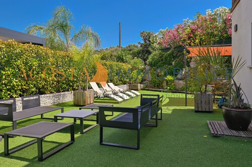 PAVILLON CLIMATISE REZ DE VILLA A PORTICCIO POUR 4 PERSONNES