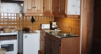 Duplex mountain apartment for 4 people at the start of hiking and skiing trails