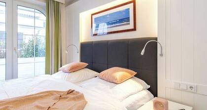 Beach Villa Marina 02 beach chair by the sea