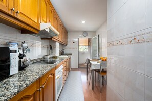 Microondas, horno y parrilla de estufa 