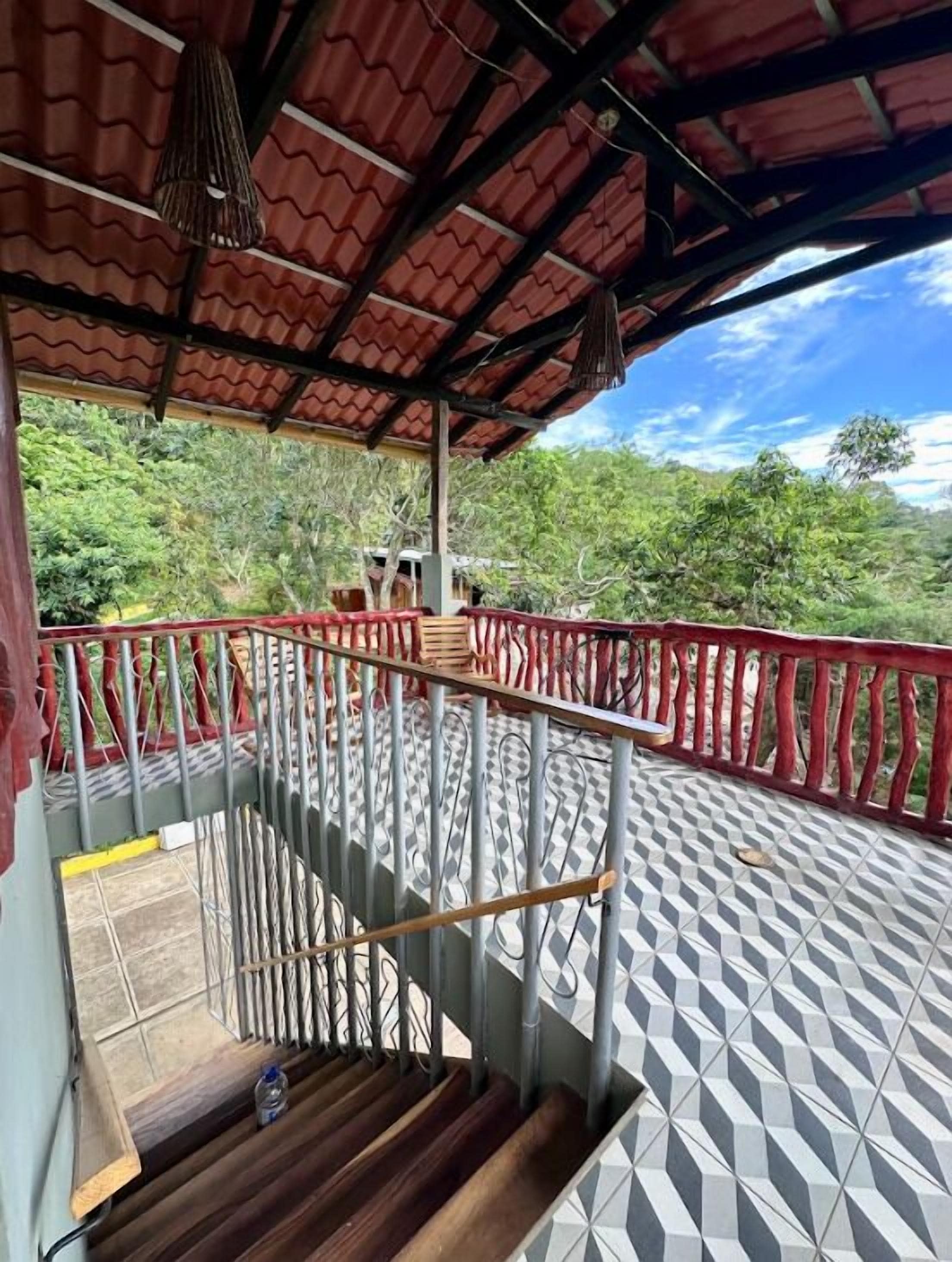 Familieværelse - privat badeværelse | Terrasse/gårdhave