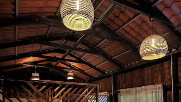 Familjerum - privat badrum | Duntäcken, strykjärn/strykbräda, gratis wi-fi och sängkläder