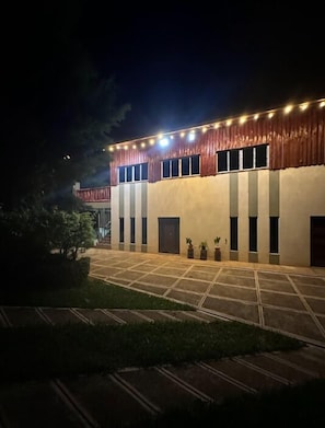 Façana frontal de l'allotjament