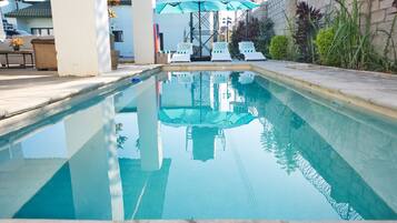 Piscine extérieure