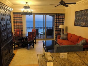 TV, video games - Oceanfront executive suite, 1bd 2ba. Pueblo Bonito Sunset Beach Resort Los Cabos (Cabo San Lucas)