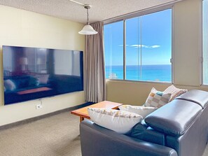 TV, stereo - Ocean View•1 BR Corner Condo•Mins to Waikiki Beach (Honolulu)