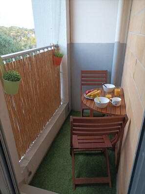 Dining - Studio Soulac sur Mer on the seafront with WIFI (Soulac-sur-Mer)