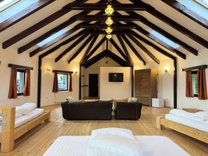 Comfort Quadruple Room, Mountain View