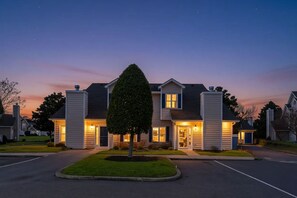 Exterior - Fairway Oaks 33B -3BR/2.5BA -Community Pool (North Myrtle Beach)