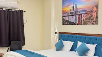 Deluxe Double Room, City View | Free WiFi, bed sheets