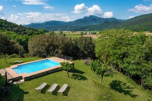 10 outdoor pools - Casa rural Mas Garganta (La Vall d'en Bas)
