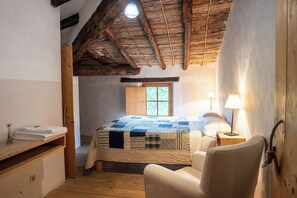 Double Room - Casa rural Mas Garganta (La Vall d'en Bas)