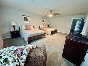 4 bedrooms, bed sheets