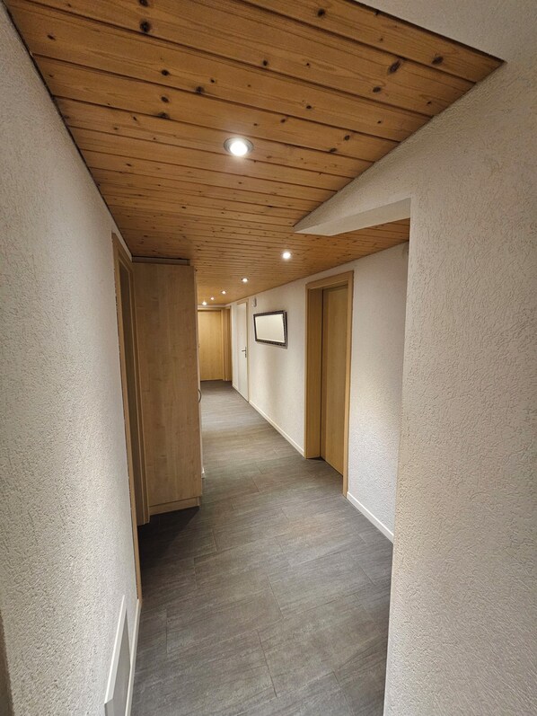 Interior - Enjoy the beautiful nature in Menznau with hiking trails and landscapes. (Menznau)