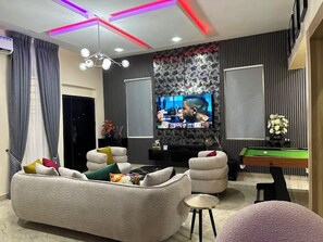 Economy Apartment, Balcony, City View | Living area