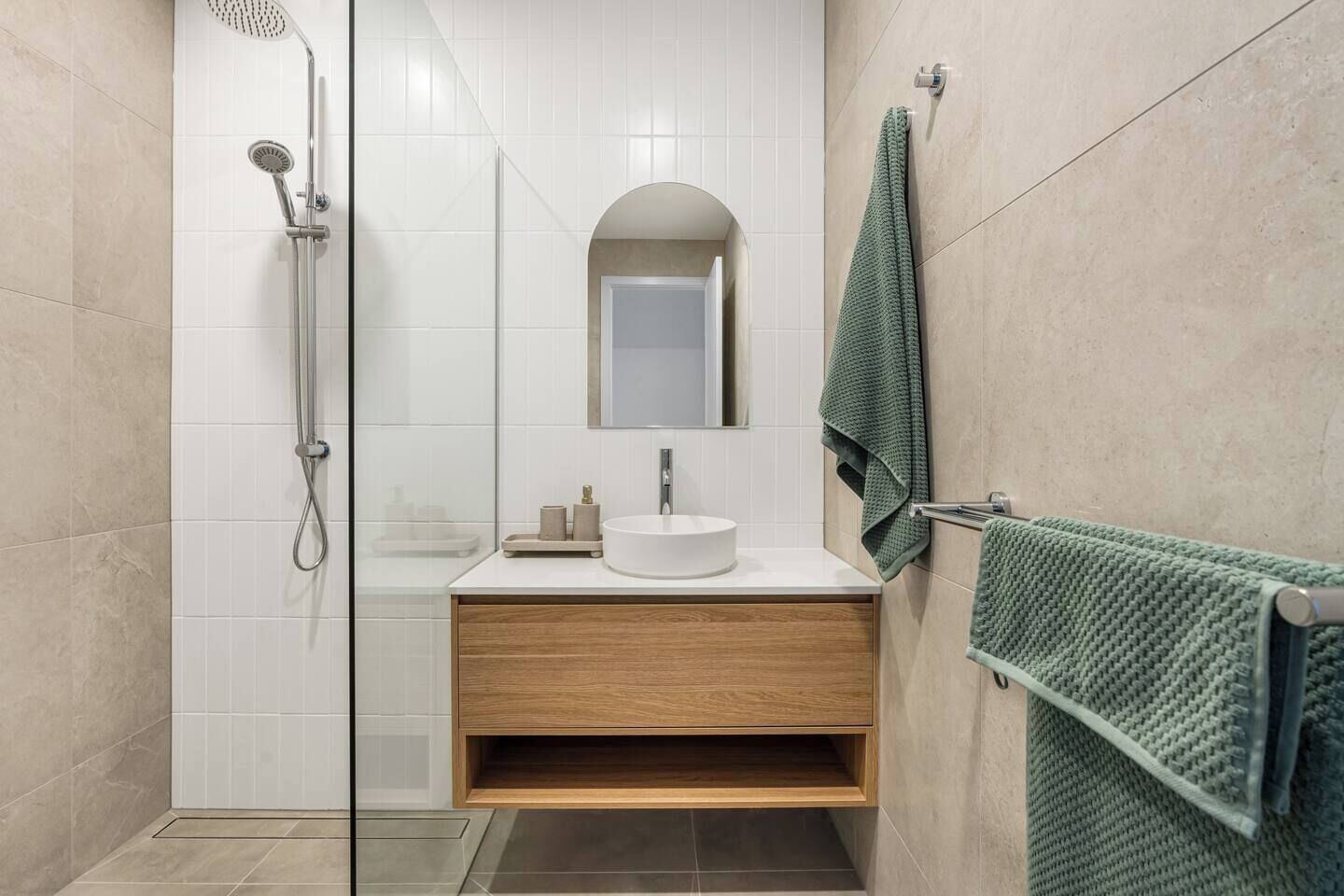 Hair dryer, towels