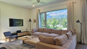 Smart-tv och en stereo