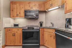 Fridge, microwave, oven, dishwasher