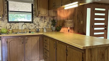 Microwave, oven, stovetop, dishwasher