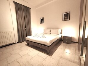City-lejlighed | Premium-sengetøj, dundyner, senge med madrasser af memory foam