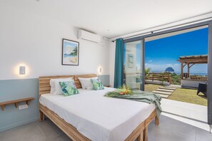 4 bedrooms, iron/ironing board, travel crib, free WiFi