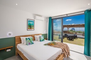 4 bedrooms, iron/ironing board, travel cot, free WiFi
