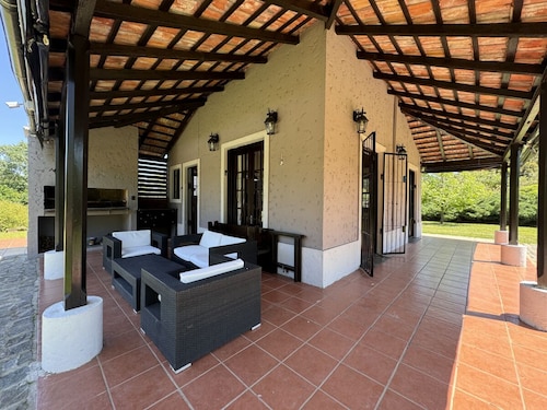 Amazing Home in Bella!!!Beautiful views, peace, and everything you need to enjoy