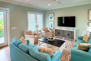 TV connectée, lecteur de DVD, livres, médiathèque