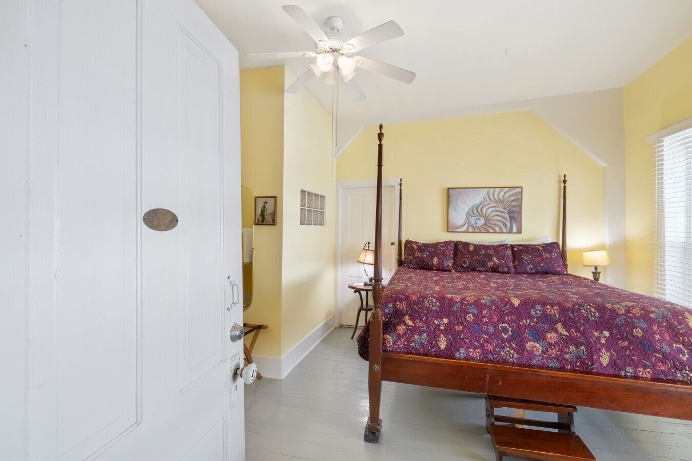1 bedroom, travel crib, free WiFi, bed sheets