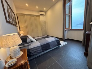 2 bedrooms, in-room safe, travel crib, free WiFi